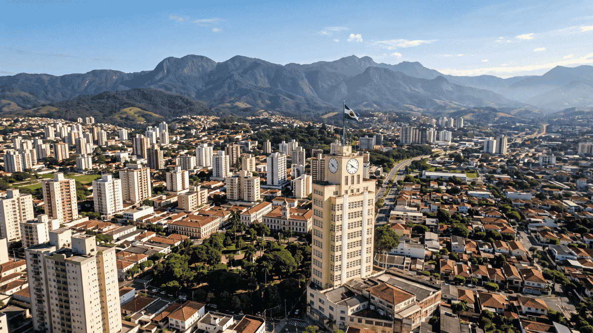 A Linha Tênue Entre a Crítica e a Autossabotagem: Precisamos Falar Sobre o Orgulho de Ser Taubateano